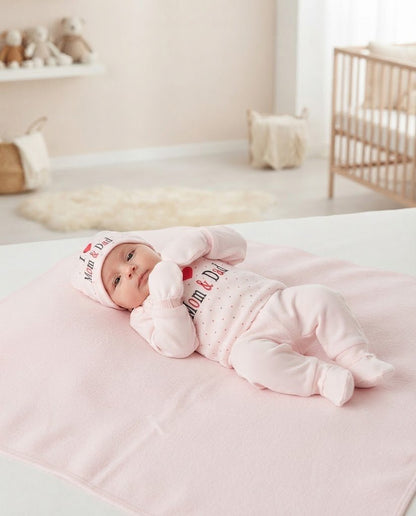 Newborn Baby 8-Piece Layette Gift Set - "I Love Mom & Dad" - Mashoom Janan