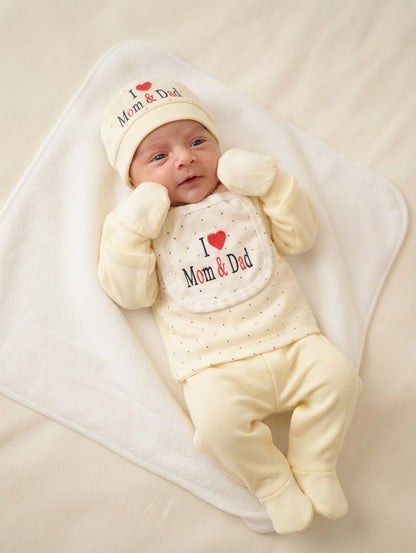 Newborn Baby 8-Piece Layette Gift Set - "I Love Mom & Dad" - Mashoom Janan