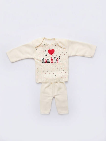 Newborn Baby 8-Piece Layette Gift Set - "I Love Mom & Dad" - Mashoom Janan